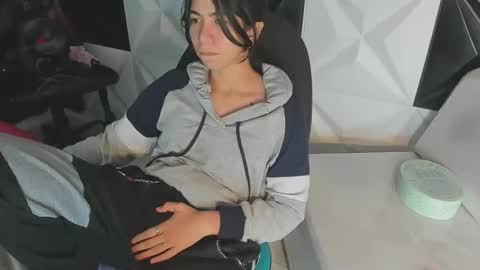 KEY online show from 10-15-25, 02:33