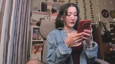 Leia online show from 11-20-25, 06:46