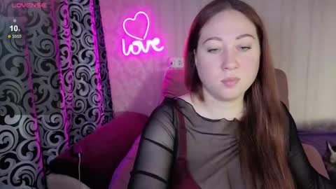 kellycrystall online show from 11-02-25, 06:05