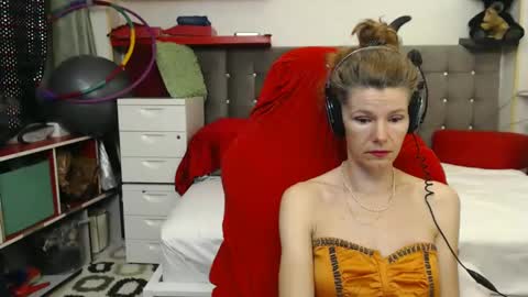 kelly online show from 02-06-25, 09:17