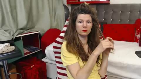 kelly online show from 03-25-26, 01:55