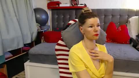 kelly online show from 04-06-26, 05:52