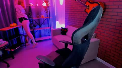 Snapshot of kellypoter chatting on 02-04-25, 05:34 kelly online show from 02-04-25, 05:34