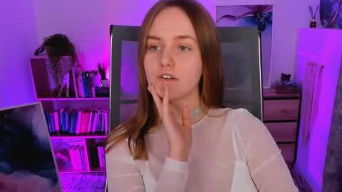 Snapshot of kellypoter chatting on 02-20-25, 12:57 kelly online show from 02-20-25, 12:57