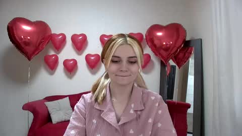 Kelly Stoneys online show from 02-10-25, 09:04