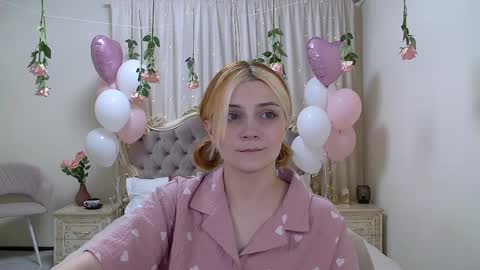 Kelly Stoneys online show from 02-18-25, 09:42