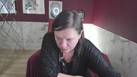 Kelly online show from 09-12-25, 07:58