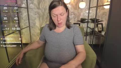 Kelly online show from 09-17-25, 05:47