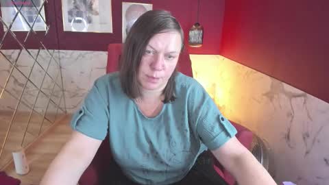 Kelly online show from 09-18-25, 07:21