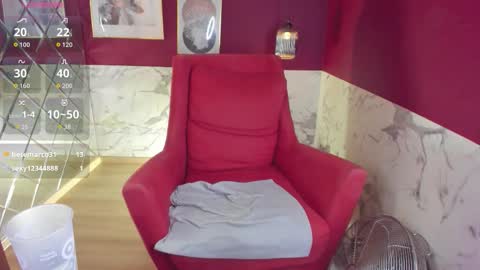 Kelly online show from 10-04-25, 07:17