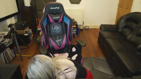 kelseycobalt online show from 02-11-25, 12:17