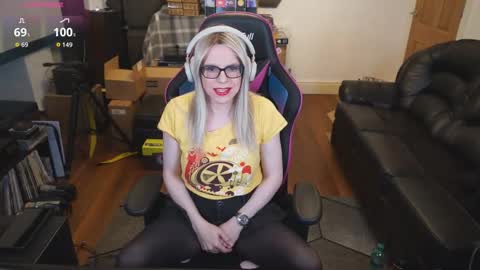 kelseycobalt online show from 11-25-25, 09:37