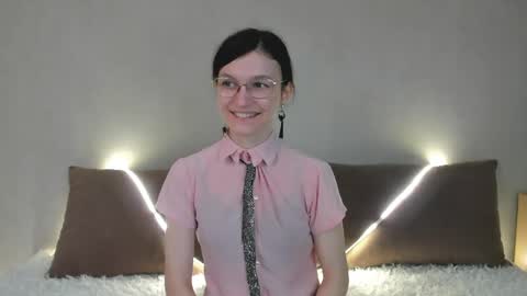 Kelsirabenold online show from 04-14-26, 05:35