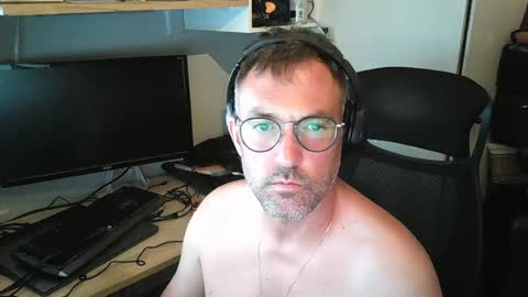 kelvin06133 online show from 07-05-26, 09:22