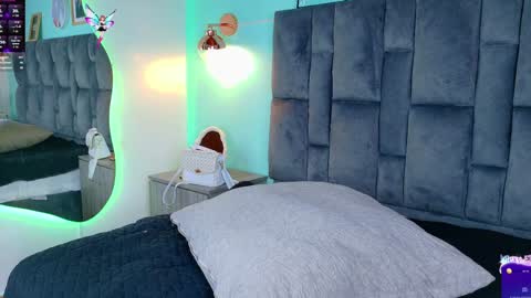   online show from 02-02-25, 05:37