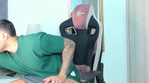 ken_mailik online show from 11-23-25, 07:24