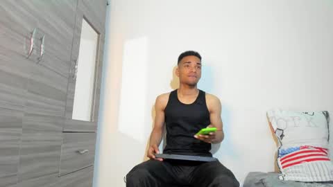 Snapshot of kenan_2601 chatting on 11-19-25, 03:39 kenan 2601 online show from 11-19-25, 03:39