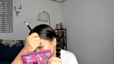 Kendal online show from 02-15-25, 02:44