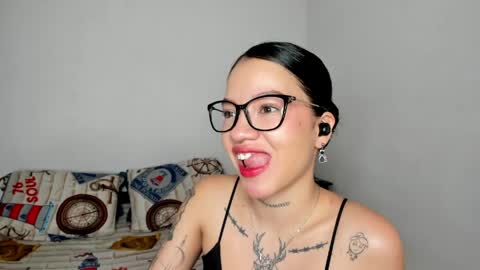 Snapshot of kendalgrey01 chatting on 04-03-26, 02:37 Kendal online show from 04-03-26, 02:37