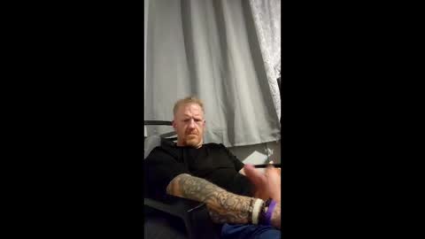 kendall21978 online show from 04-17-26, 07:33