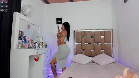 Snapshot of kendall_ewers chatting on 09-09-25, 11:04 Kendall ewers online show from 09-09-25, 11:04
