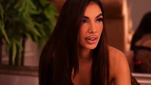 Kendal online show from 10-19-25, 04:46