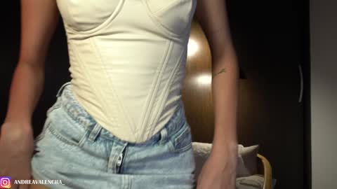 Andrea online show from 01-09-25, 03:47