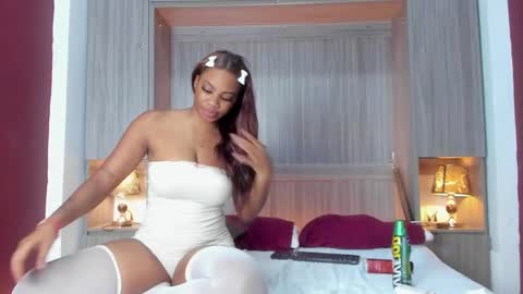 Snapshot of kendallrosse1 chatting on 02-14-25, 05:46 Kendal online show from 02-14-25, 05:46