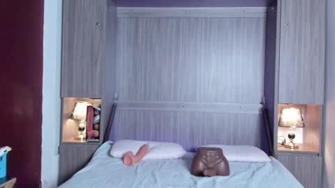 Snapshot of kendallrosse1 chatting on 10-04-25, 05:05 Kendal online show from 10-04-25, 05:05