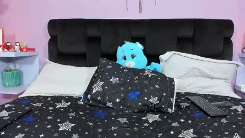 kendallwings online show from 11-08-25, 08:18