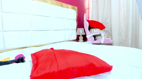 Snapshot of kendalstallyon chatting on 12-27-24, 05:26 Kendal  online show from 12-27-24, 05:26