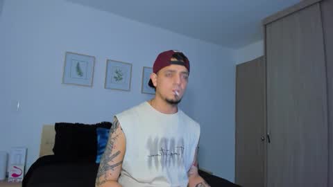 kendel_dimitri online show from 12-17-25, 03:34