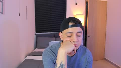 Snapshot of kendel_dimitri chatting on 04-30-26, 06:42 kendel_dimitri online show from 04-30-26, 06:42