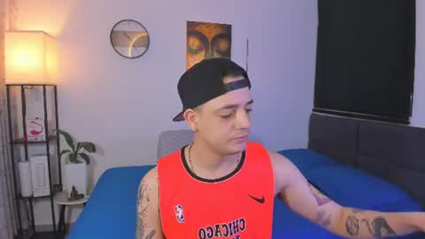 Snapshot of kendel_dimitri chatting on 06-27-26, 07:35 kendel_dimitri online show from 06-27-26, 07:35