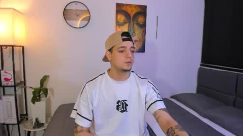 Snapshot of kendel_dimitri chatting on 07-12-26, 03:41 kendel_dimitri online show from 07-12-26, 03:41