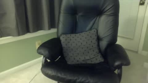 Snapshot of kendog1101 chatting on 02-16-26, 10:22 Steve online show from 02-16-26, 10:22