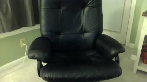 Snapshot of kendog1101 chatting on 02-23-26, 10:56 Steve online show from 02-23-26, 10:56