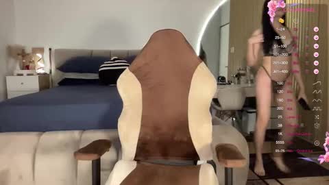 Snapshot of kendoll110 chatting on 01-11-26, 02:05 kendoll110 online show from 01-11-26, 02:05