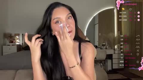 Snapshot of kendoll110 chatting on 02-20-26, 06:26 kendoll110 online show from 02-20-26, 06:26