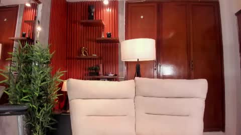 Snapshot of kendra_fit chatting on 06-24-26, 01:26 Lu online show from 06-24-26, 01:26