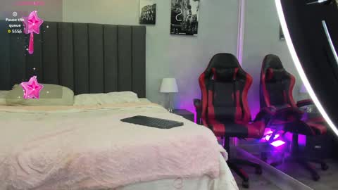 Kendra London online show from 04-20-26, 11:13