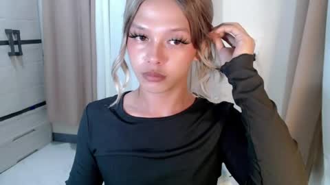 kendra_lunaxx online show from 07-13-26, 09:34