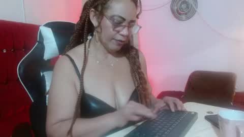 Snapshot of kendra_lust_69 chatting on 05-13-26, 10:49 kendra_lust_69 online show from 05-13-26, 10:49
