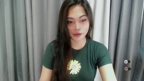 K E N D R A online show from 02-26-25, 07:27