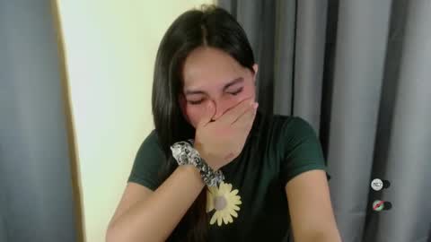 K E N D R A online show from 03-05-25, 10:10