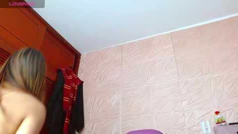 KENDRAPOTTER online show from 11-11-25, 03:45