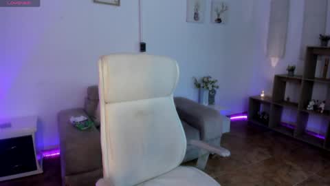 Snapshot of kendry_fox420_ chatting on 05-17-26, 06:26 kendry_fox420_ online show from 05-17-26, 06:26