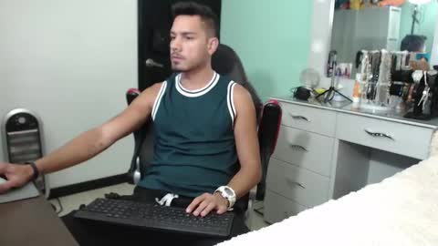 Snapshot of kenfenty chatting on 01-25-25, 02:26 Chriss Morales online show from 01-25-25, 02:26