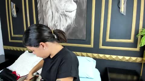 Snapshot of kenia28_ chatting on 03-11-25, 12:17 Kenia online show from 03-11-25, 12:17