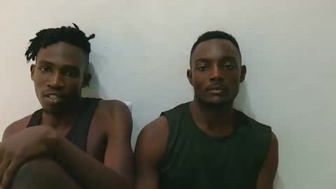 Kenia online show from 10-17-25, 01:03